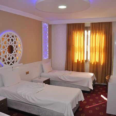 Ugur Otel Mersin  Extérieur photo
