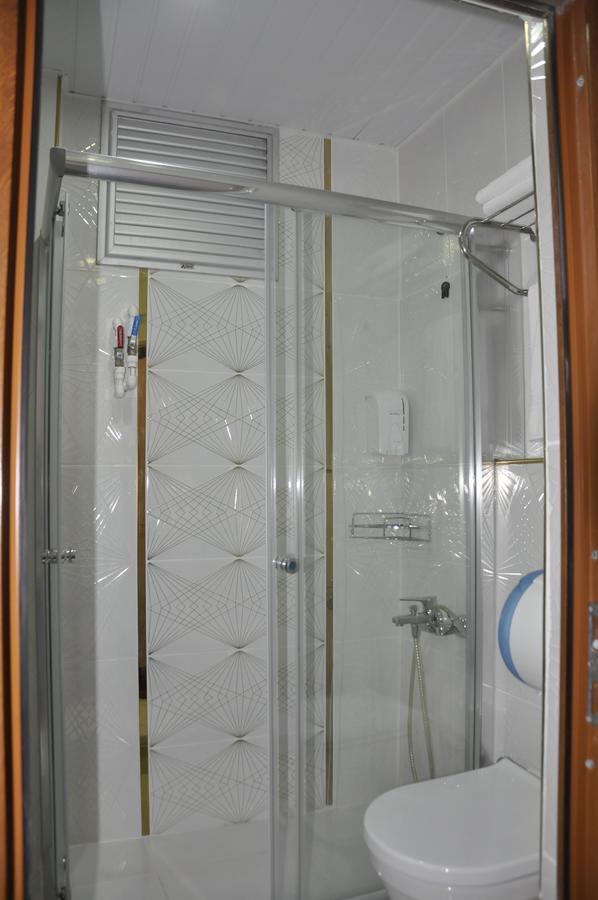 Ugur Otel Mersin  Extérieur photo