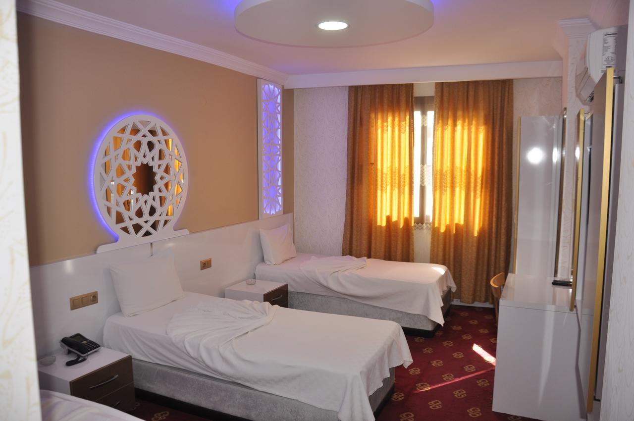Ugur Otel Mersin  Extérieur photo