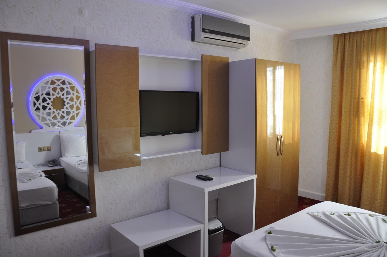 Ugur Otel Mersin  Extérieur photo