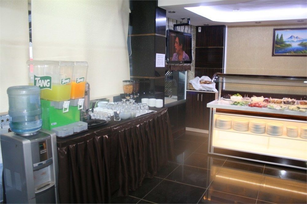 Ugur Otel Mersin  Extérieur photo
