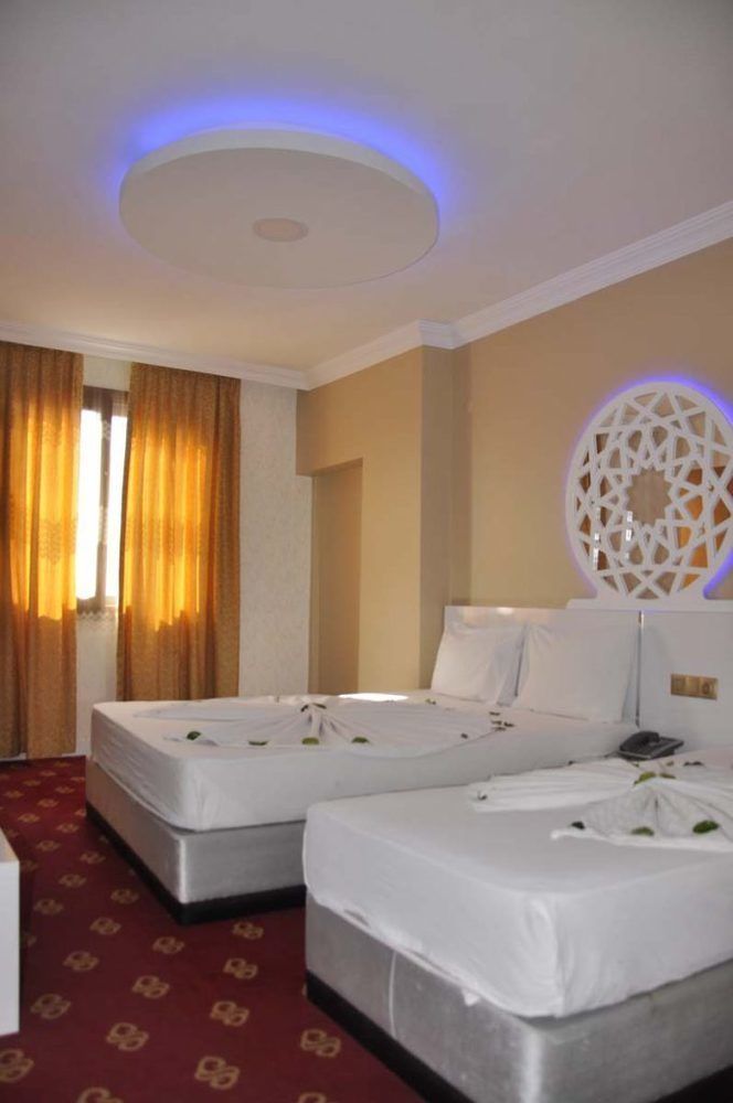 Ugur Otel Mersin  Extérieur photo